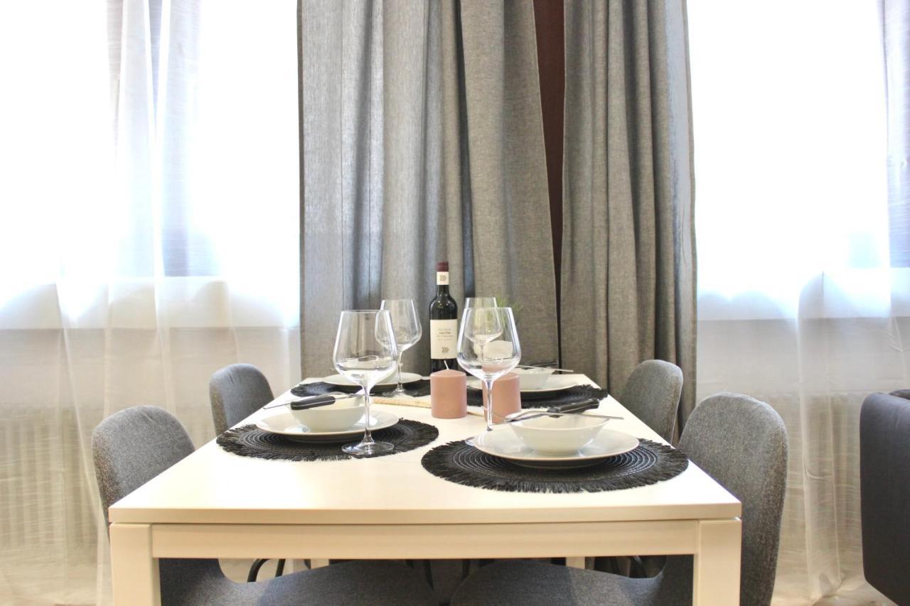 Vier Sind Hier Apartments Rottweil Bagian luar foto